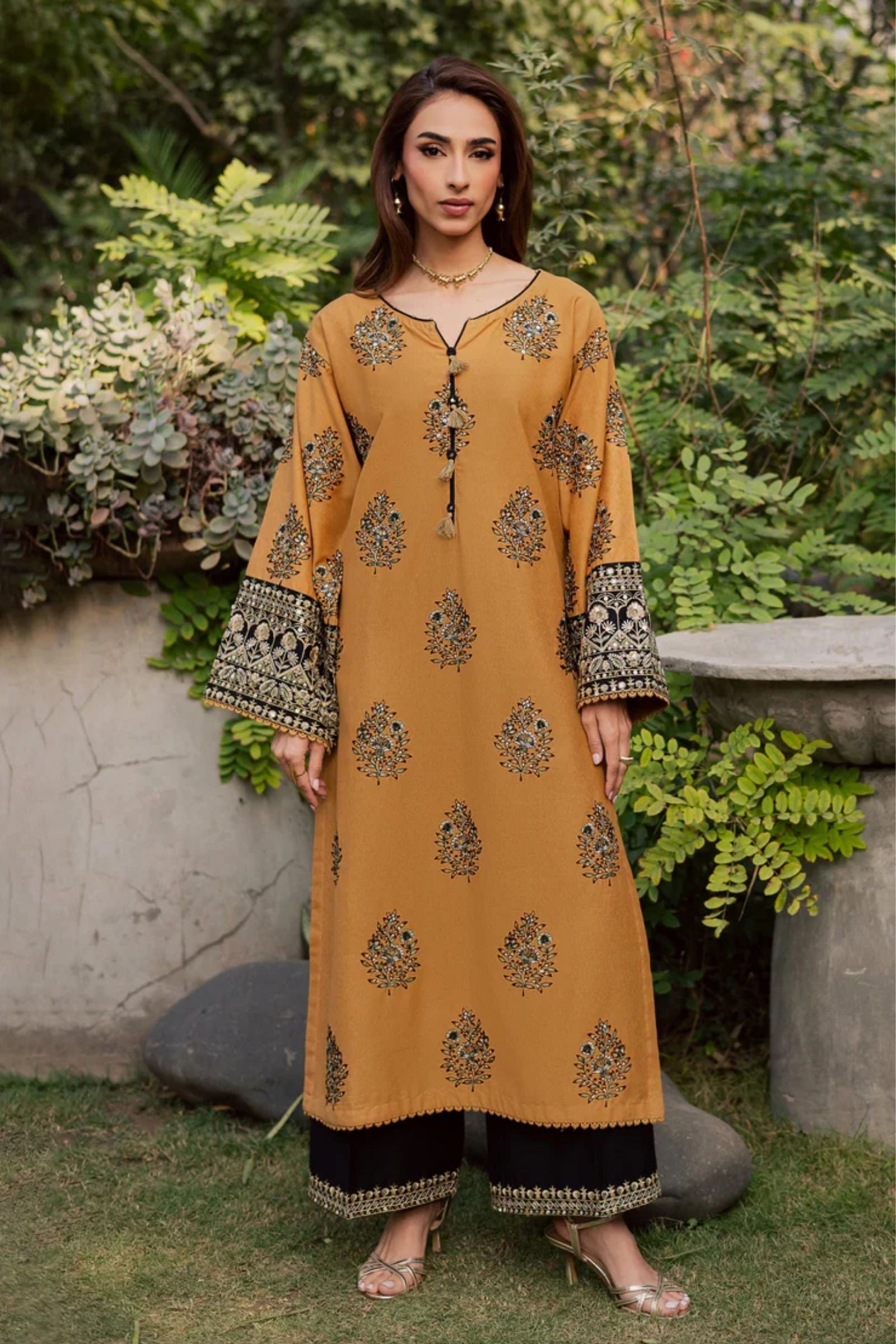 BATIK - 2PC LAWN SEQUIN EMBROIDERED SHIRT WITH SEQUIN EMBROIDERED TROUSER - D 239