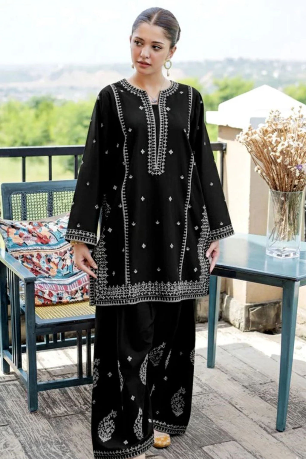 URGE - 2PC LAWN EMB SHIRT WITH LAWN EMBROIDERED TROUSER - BU 145