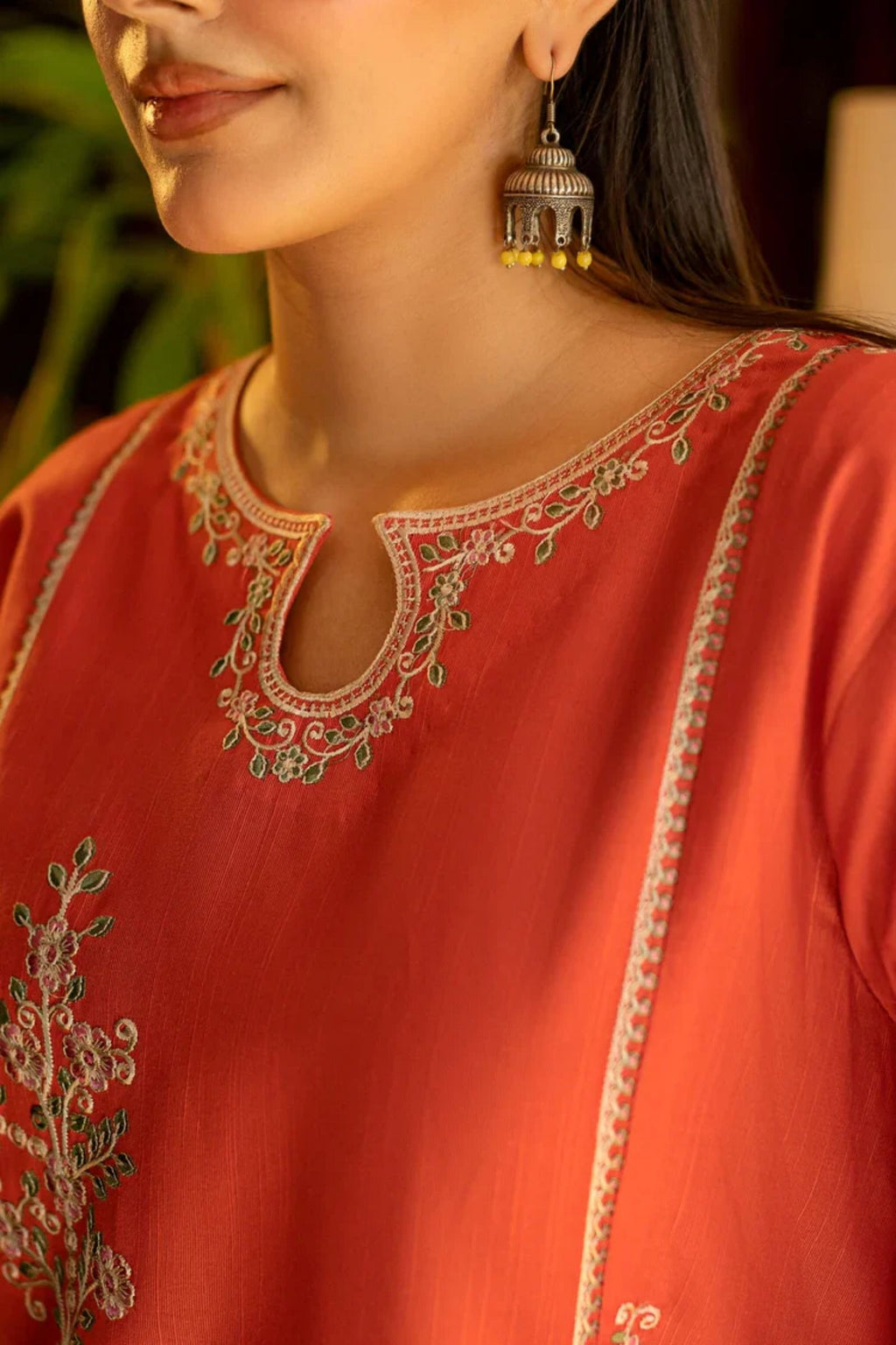 URGE - 2PC LAWN EMBROIDERED SHIRT WITH LAWN EMBROIDRED TROUSER - D 211