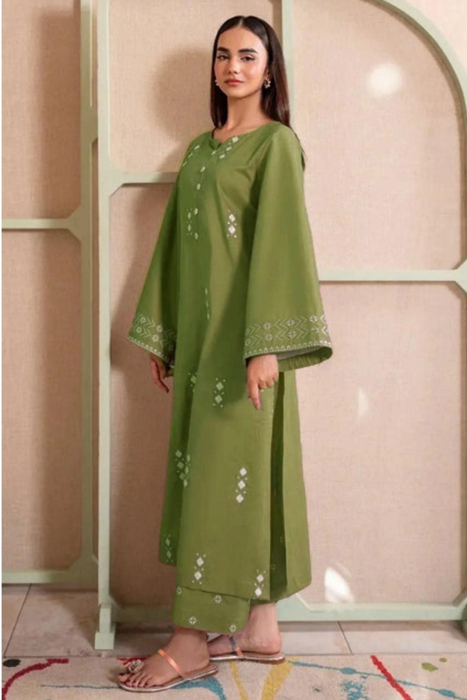 IZEL - 2PC LAWN EMBROIDERED SHIRT WITH LAWN TROUSER - D 29