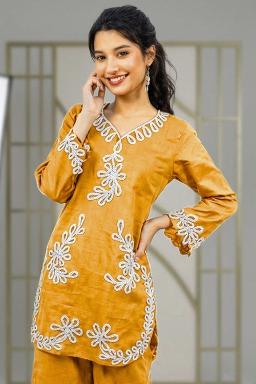 BATIK - 2PC LAWN EMB SHIRT WITH EMB TROUSER - DR 5824