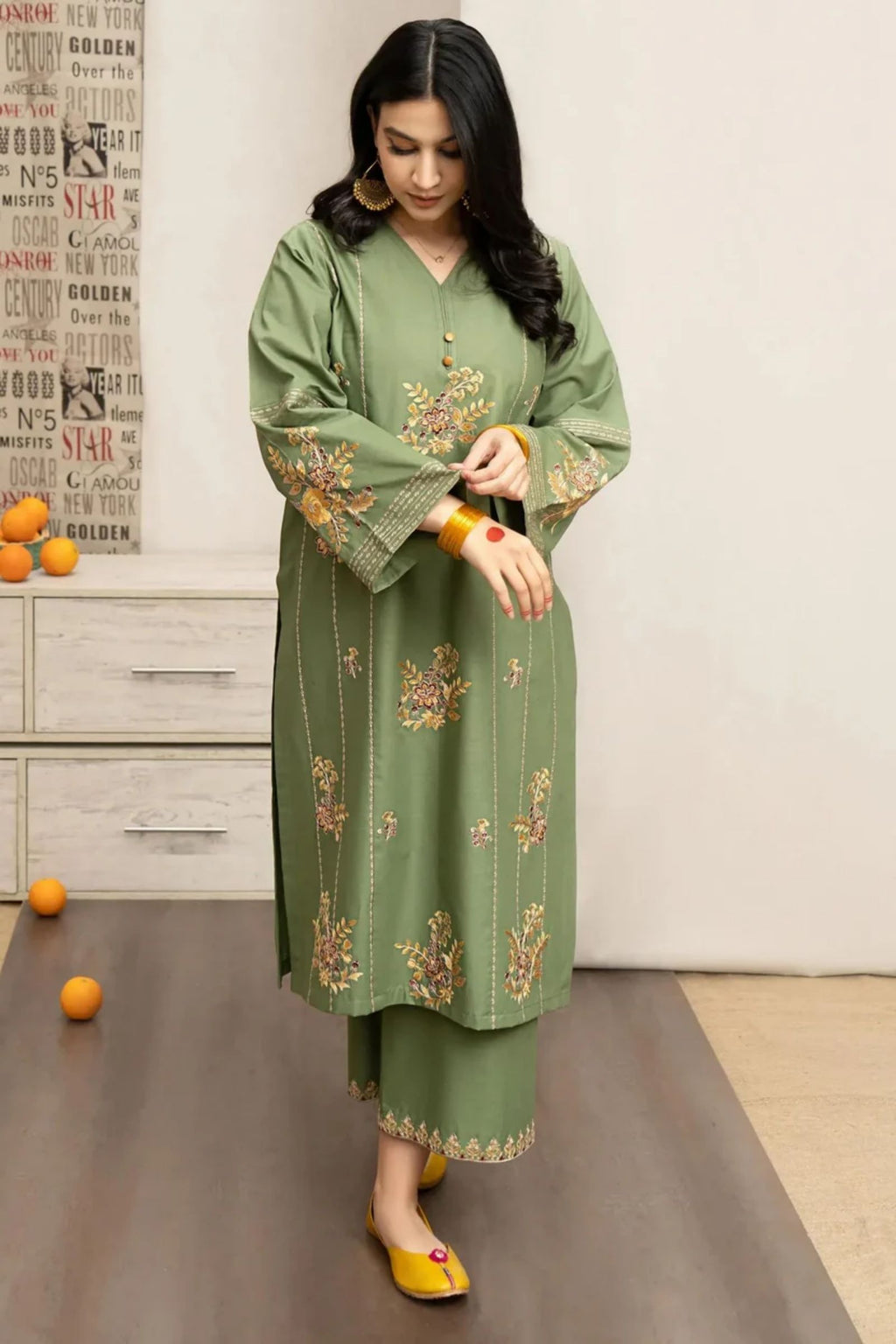 URGE - 3PC LAWN EMBROIDERED SHIRT WITH MONARK PRINTED DUPATTA AND DYED TROUSER - EL121