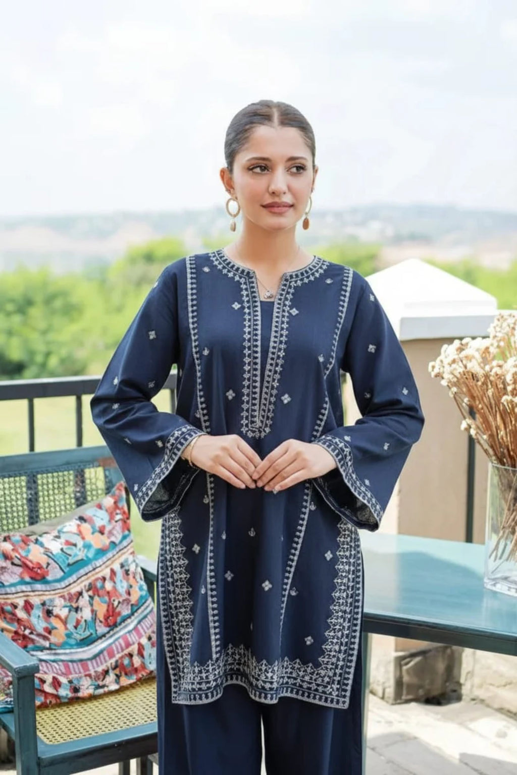 URGE - 2PC LAWN EMB SHIRT WITH LAWN EMBROIDERED TROUSER - EL149