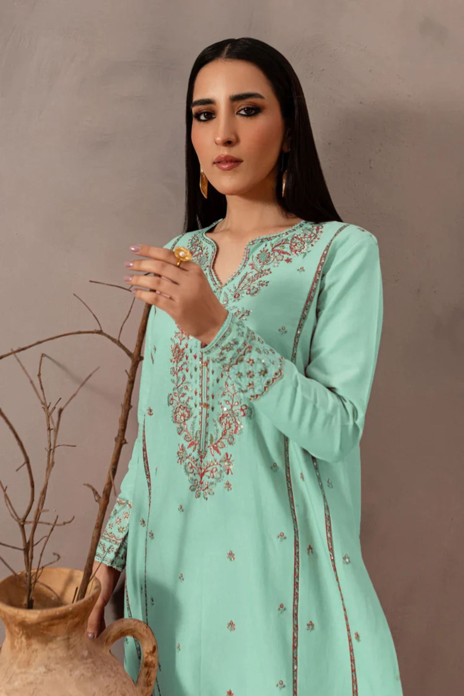 BATIK - 2PC LAWN EMBROIDERED SHIRT WITH EMB TROUSER - D 09