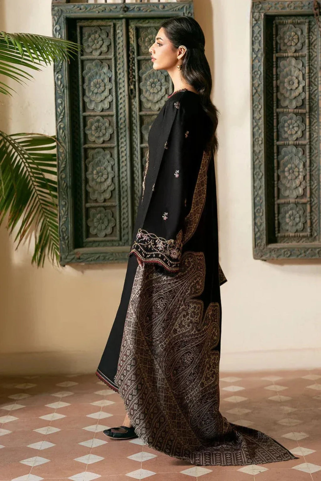 IZEL - 3PC LAWN EMB SHIRT WITH MONARK PRINTED DUPATTA AND DYED TROUSER - EL392