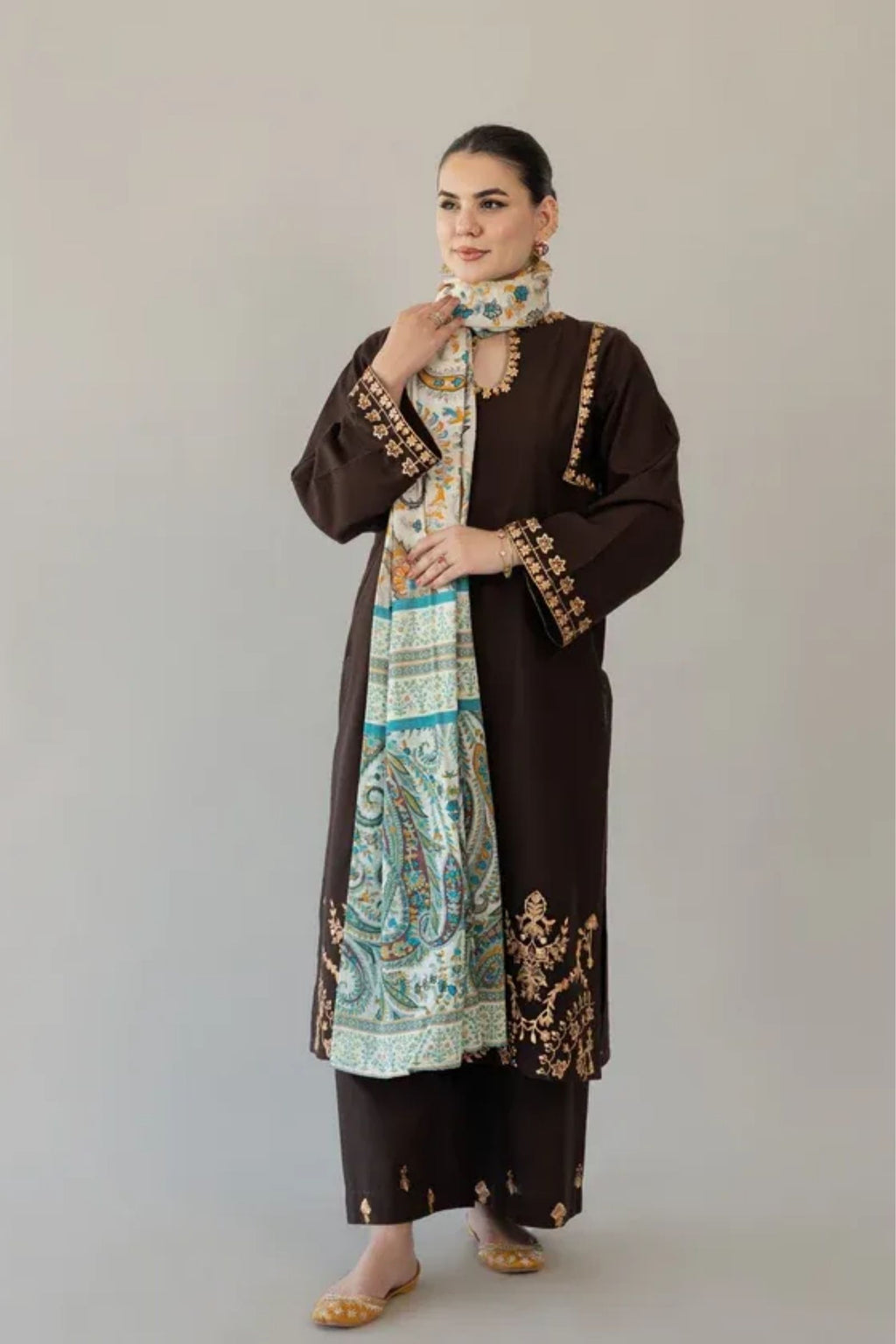 URGE - 3PC LAWN EMB SHIRT WITH MONARK PRINTED DUPATTA AND DYED TROUSER - EL329