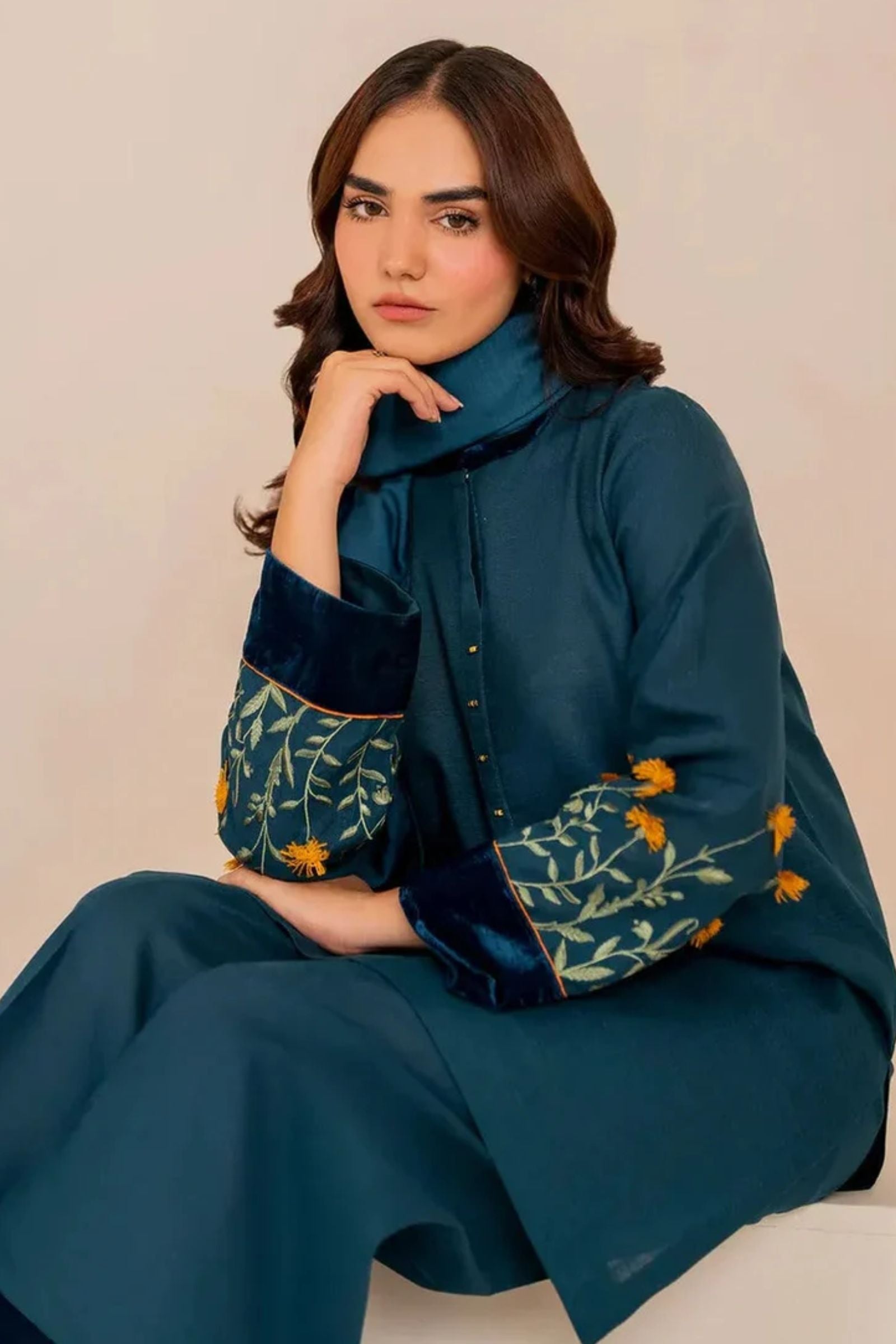 BAROQUE- 3PC LAWN EMBROIDERED SHIRT WITH LAWN DIGITAL PRINTED DUPATTA AND DYED TROUSER - EL110