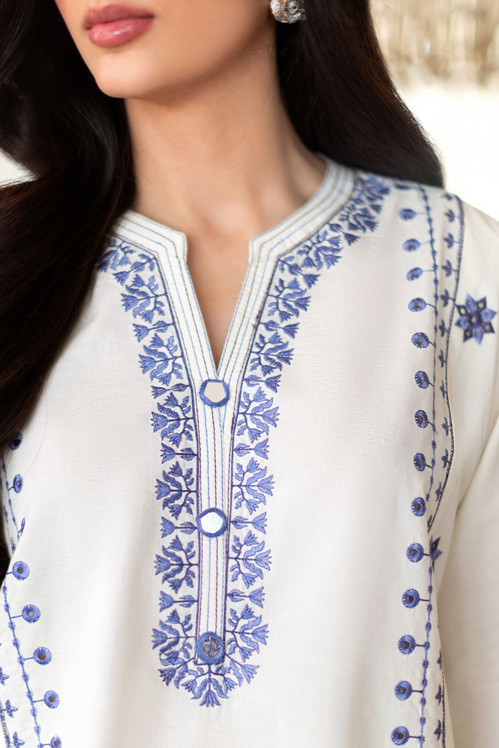 SANA SAFINAZ- 2PC LAWN EMB SHIRT WITH LAWN EMBROIDERED TROUSER - DR 5800