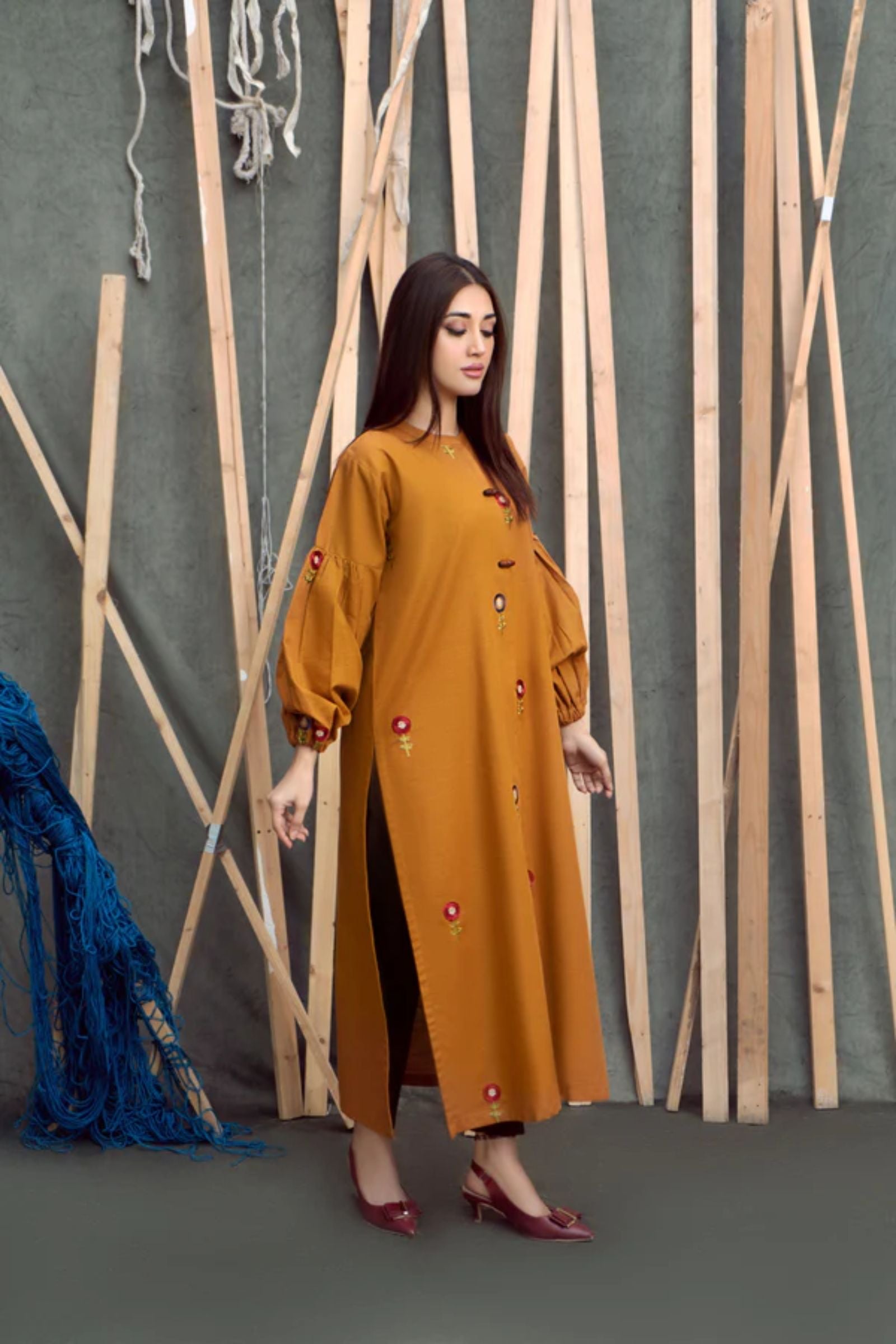 URGE - 2PC LAWN EMB SHIRT WITH LAWN DYED TROUSER - EL151