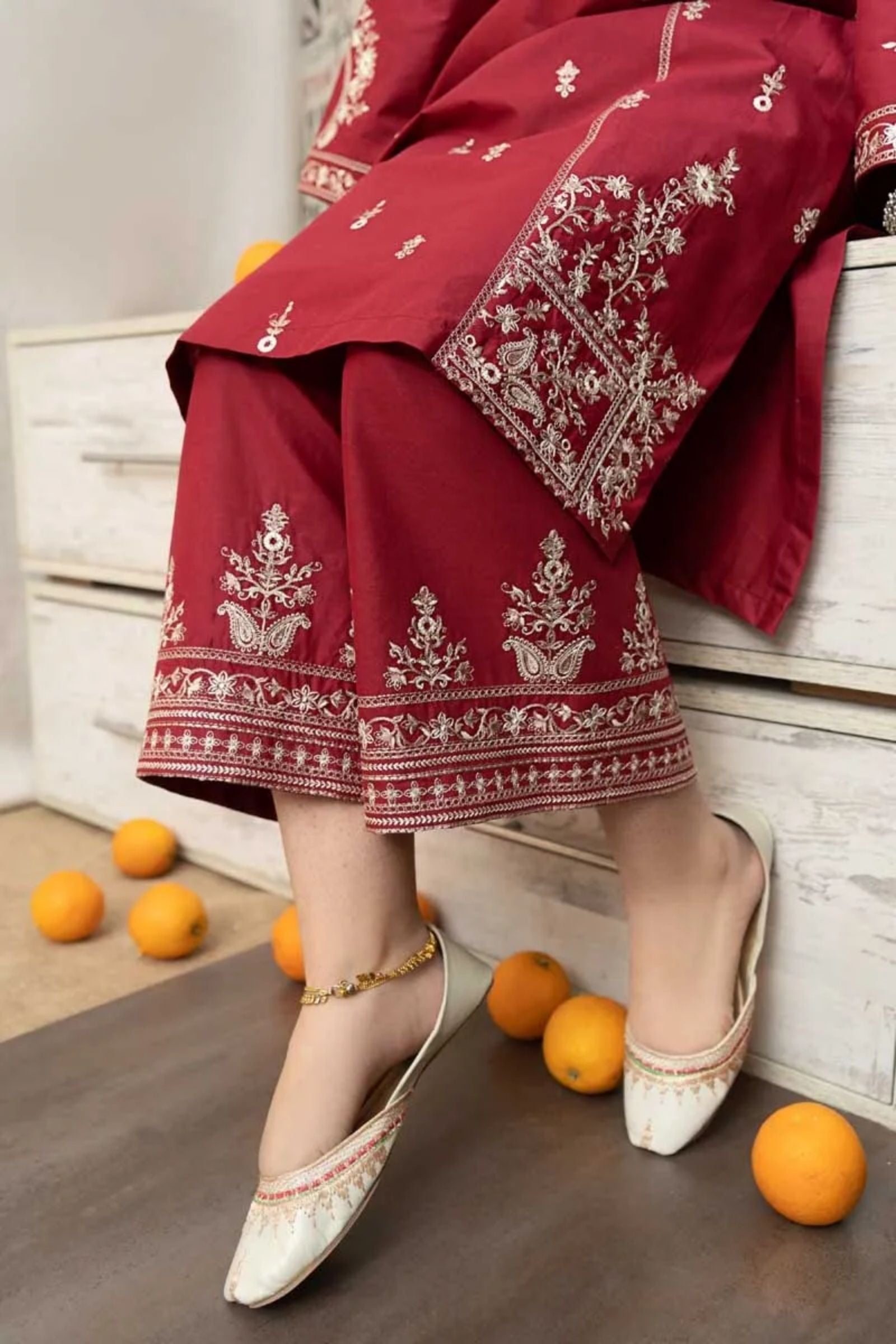 URGE - 3PC LAWN EMB SHIRT WITH MONARK PRINTED DUPATTA AND DYED TROUSER - EL137 RD
