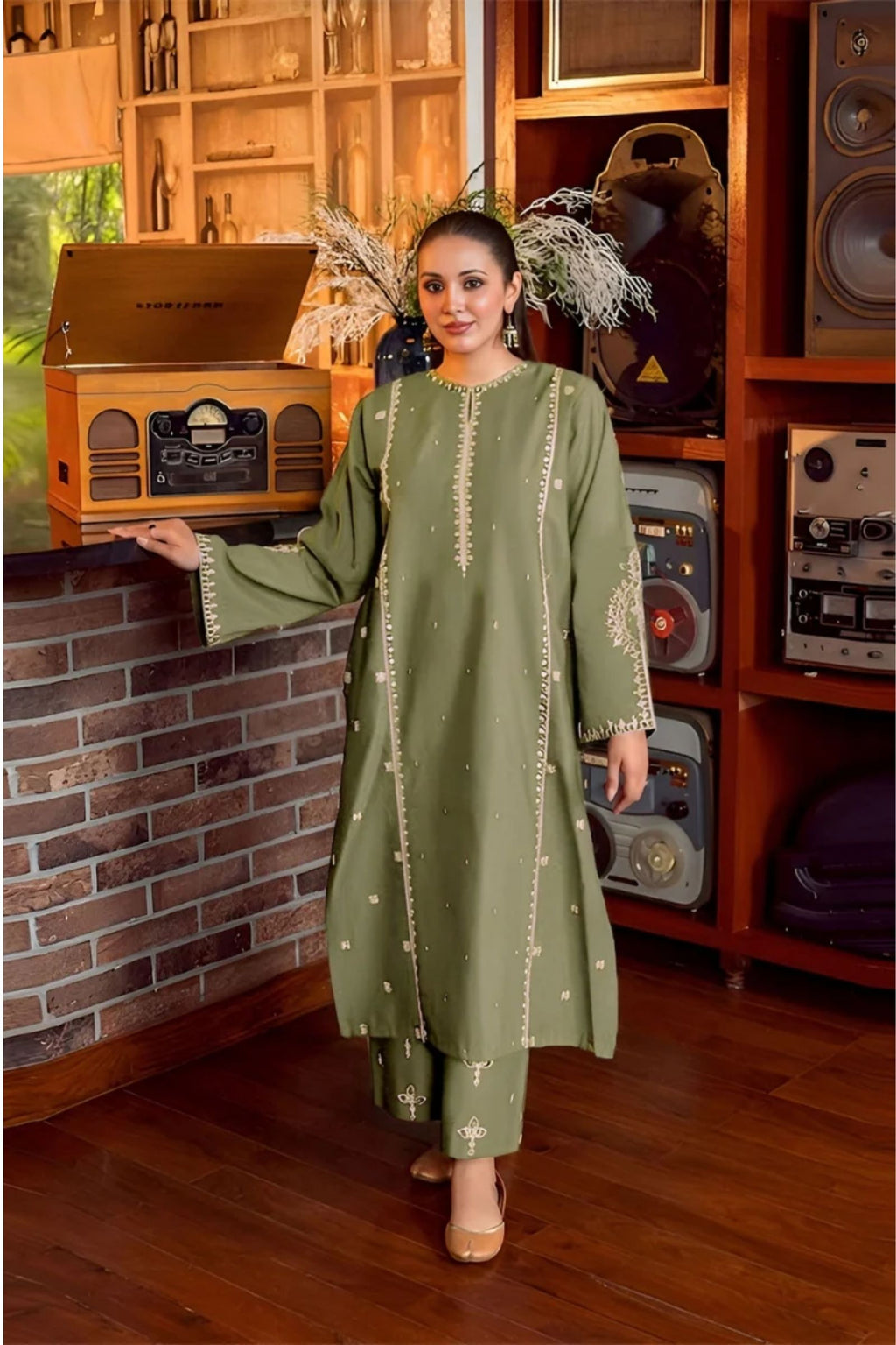 URGE - 2PC LAWN EMB SHIRT WITH LAWN DYED TROUSER - D 90