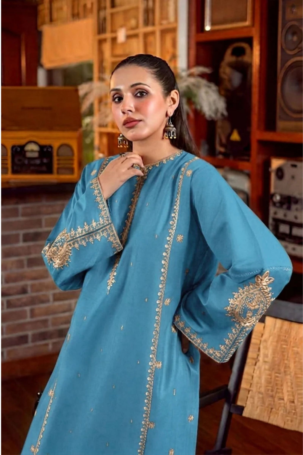URGE - 2PC LAWN EMB SHIRT WITH LAWN DYED TROUSER - D 89