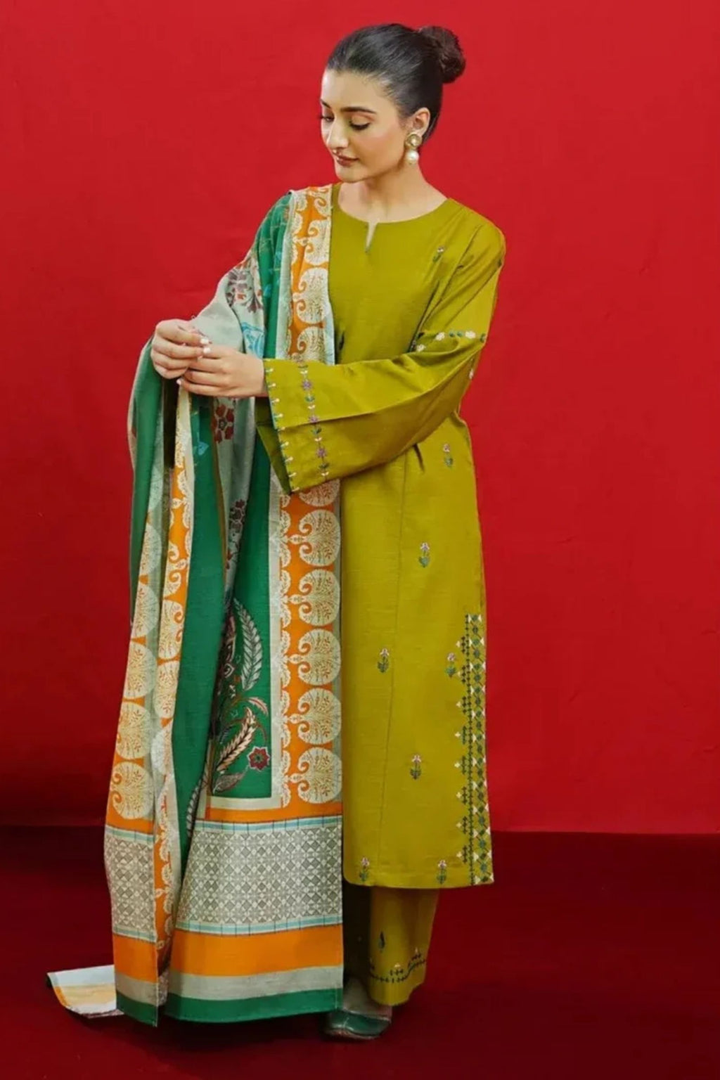 URGE - 3PC LAWN EMB SHIRT WITH MONARK PRINTED DUPATTA AND DYED TROUSER - EL106