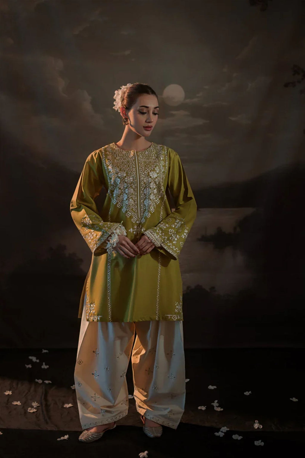 URGE - 2PC LAWN EMB SHIRT WITH LAWN EMB TROUSER - D 226