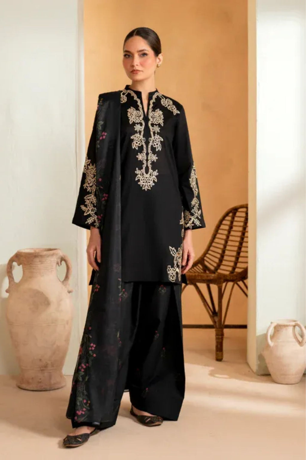 IZNIK - 3PC LAWN EMB SHIRT WITH MONARK PRINTED DUPATTA AND DYED TROUSER - EL1016