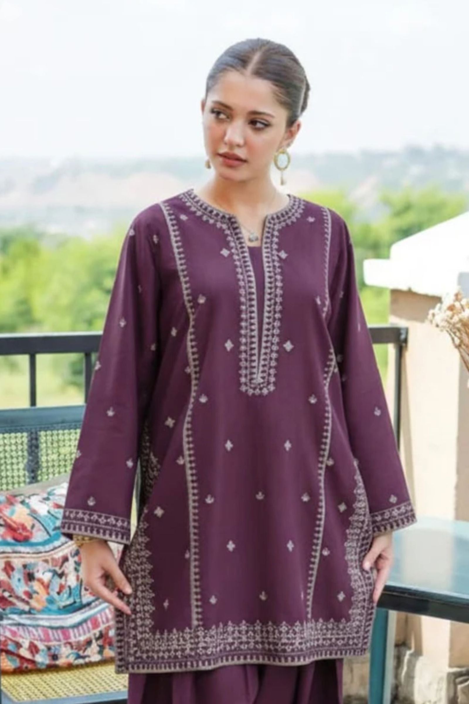 URGE - 2PC LAWN EMB SHIRT WITH LAWN EMBROIDERED TROUSER - BU 146
